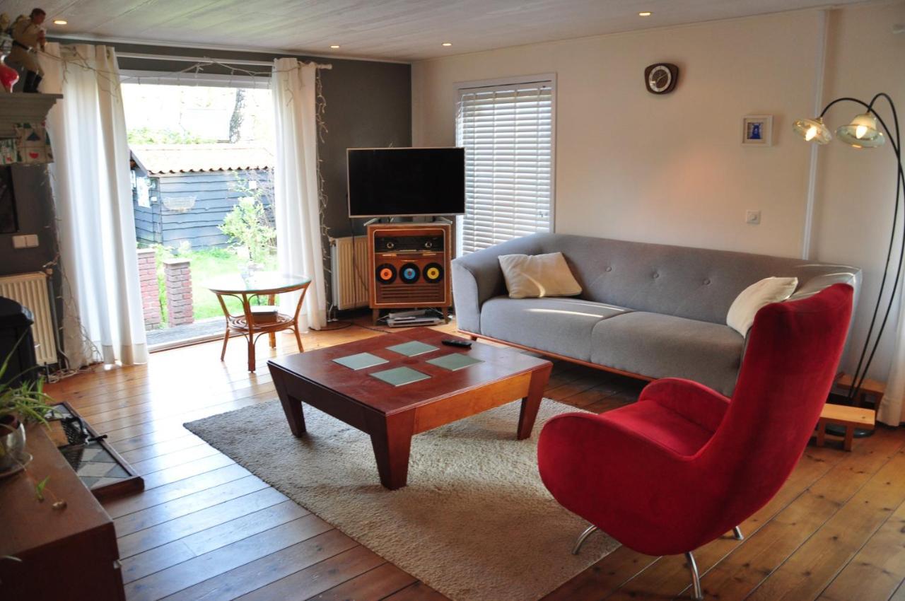 Sfeervol, Ruim En Luxe Chalet In Bosrijke Omgeving Villa Diessen Exterior photo